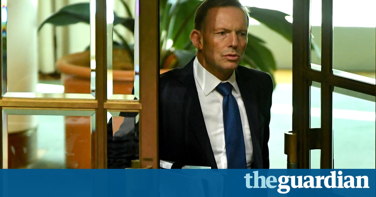 Most people in Tony Abbott's electorate back marriage equality, poll shows
