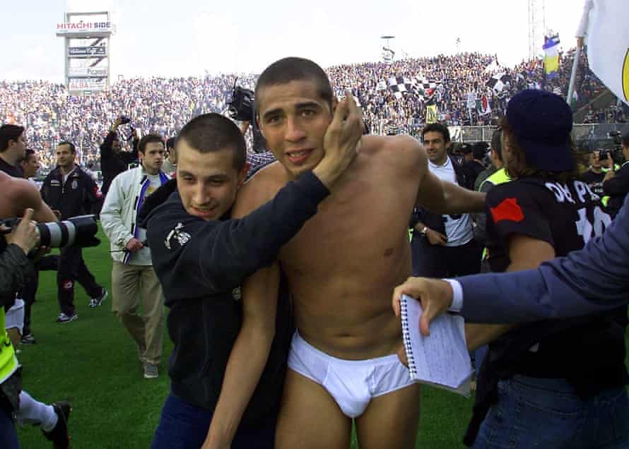 David Trezguet is mobbed by Juve fans.