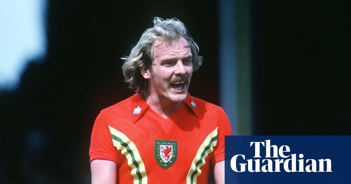 Terry Yorath, former Wales and Leeds midfielder, dies aged 75 Terry Yorath, former Wales and Leeds midfielder, dies aged 75