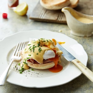 Eggs benedict.