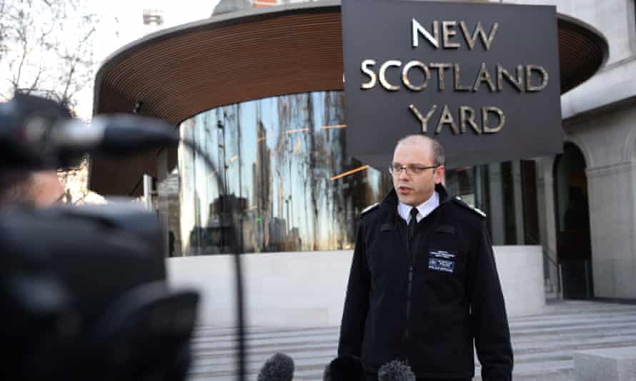 Met deputy assistant commissioner Matt Twist talks to the press outside Scotland Yard