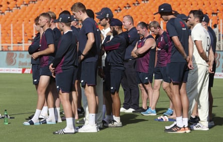 England’s captain Joe Root and teammates attend the presentation ceremony.