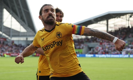 Wolverhampton Wanderers' Ruben Neves celebrates scoring their equaliser against Brentford.