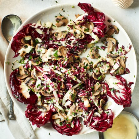 Radicchio and button mushroom salad, gorgonzola dressing.