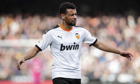 Francis Coquelin has joined Unai Emery’s Villarreal, with Valencia captain Dani Parejo expected to join him.