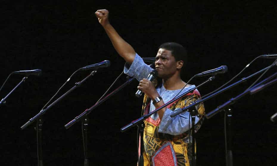 Joseph Shabalala performing in 2008.
