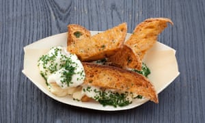 ‘Come-hither golden’: fried bread with cheese sauce.