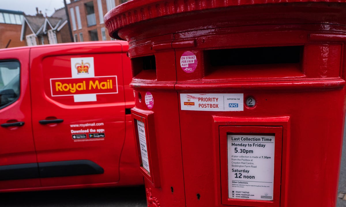 Royal Mail launches Christmas punctuality bonus as losses soar | Royal Mail | The Guardian