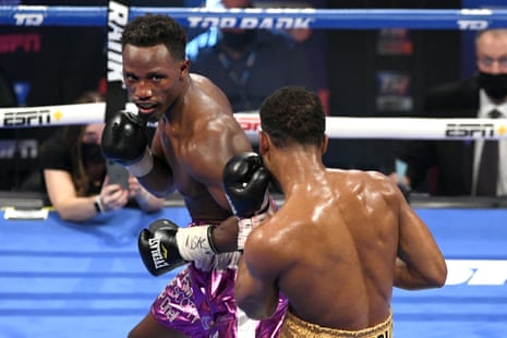 Josh Taylor wins the biggest boxing match of the year so far, knocking Jose  Ramirez down twice