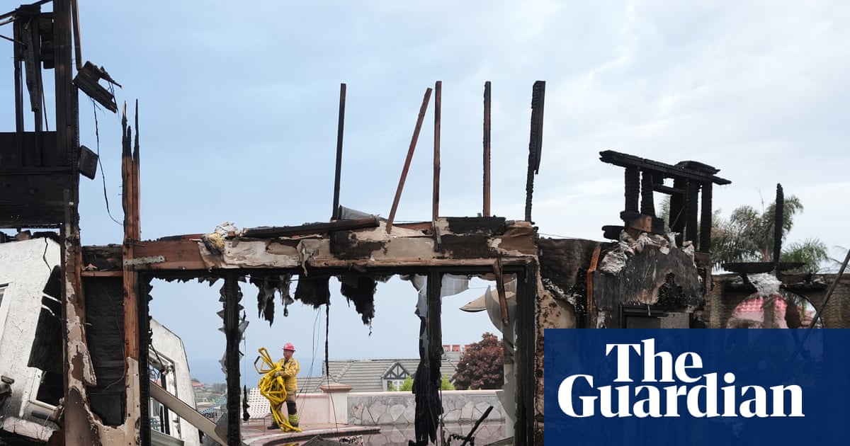 Six homes burned and two firefighters injured in fast-moving California wildfire