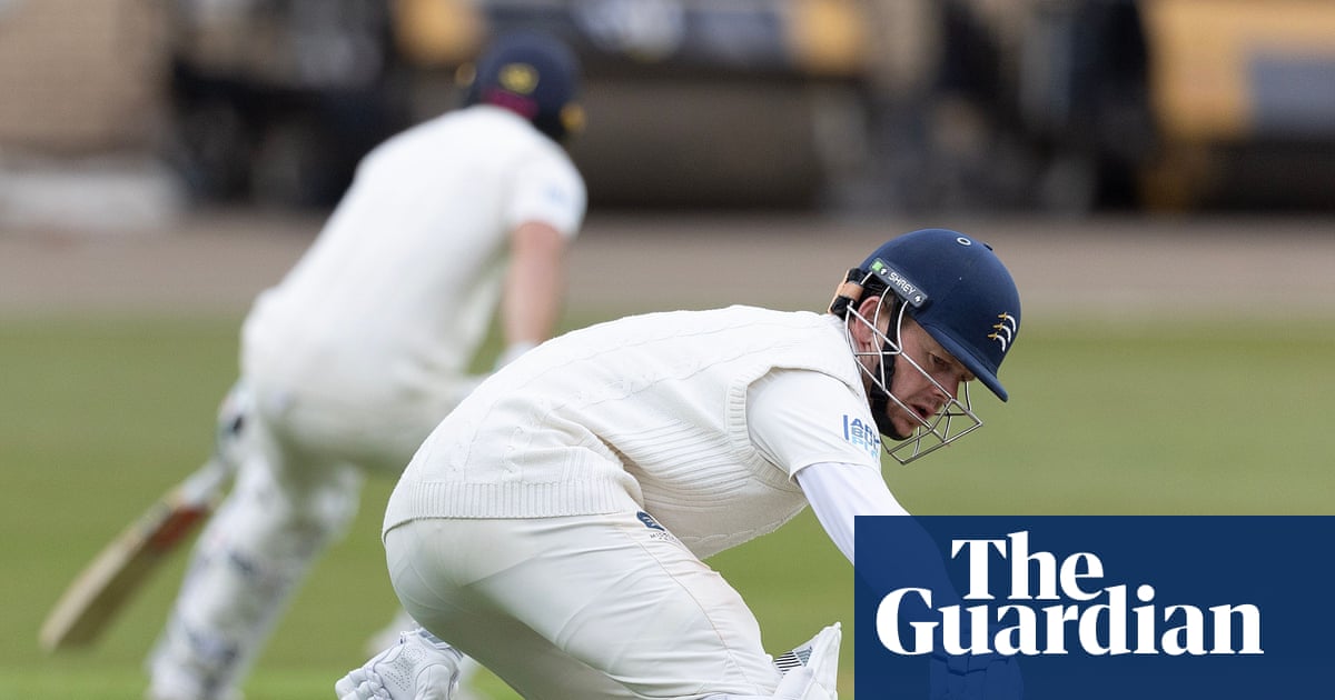 Middlesex ‘drifting towards irrelevance’: Gatting leads revolt against club leadership