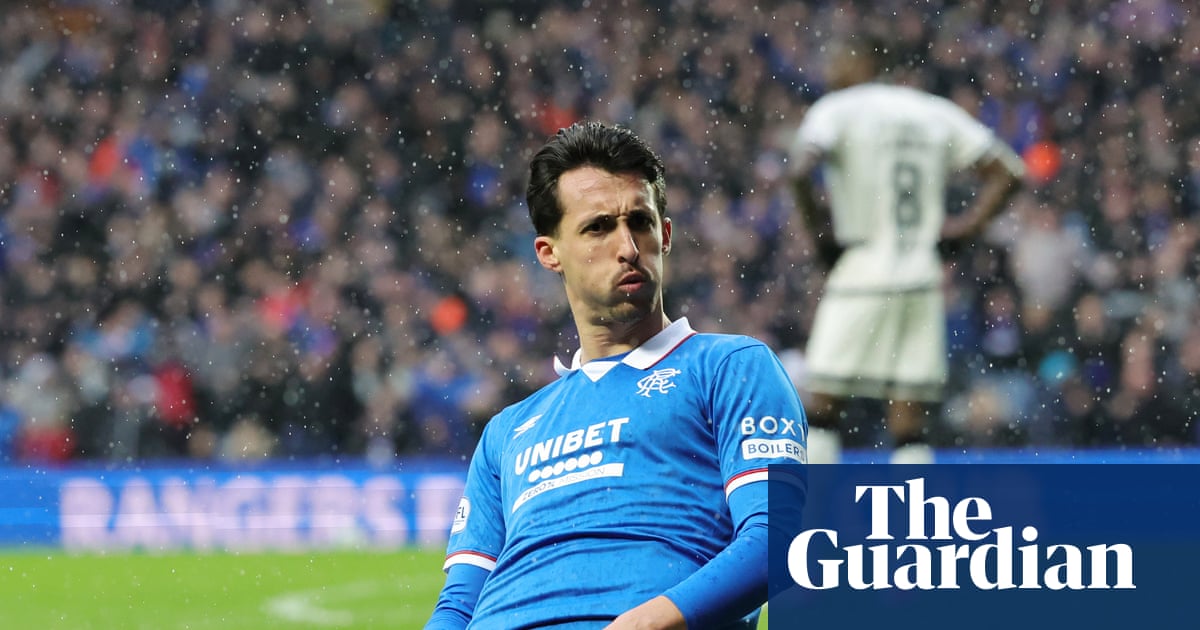 Scottish Premiership: Miovski raises Rangers to summit after two-year wait