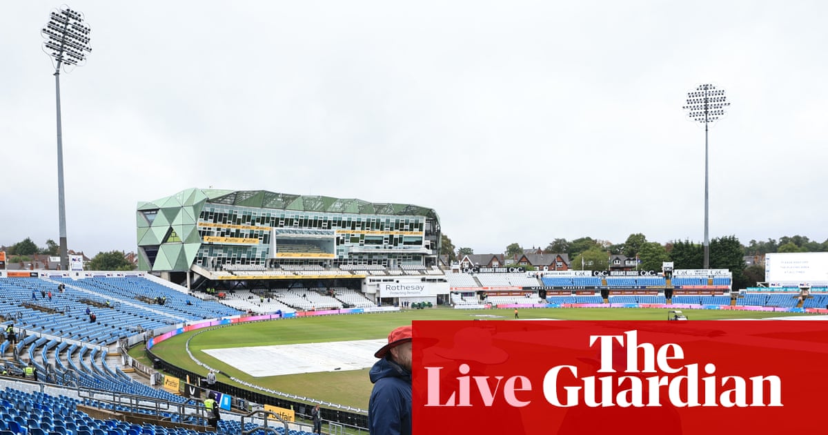 England v Pakistan: first Test, day two start delayed by rain – live