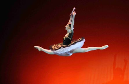 Maria Seletskaja performing at a ballet gala in 2010.