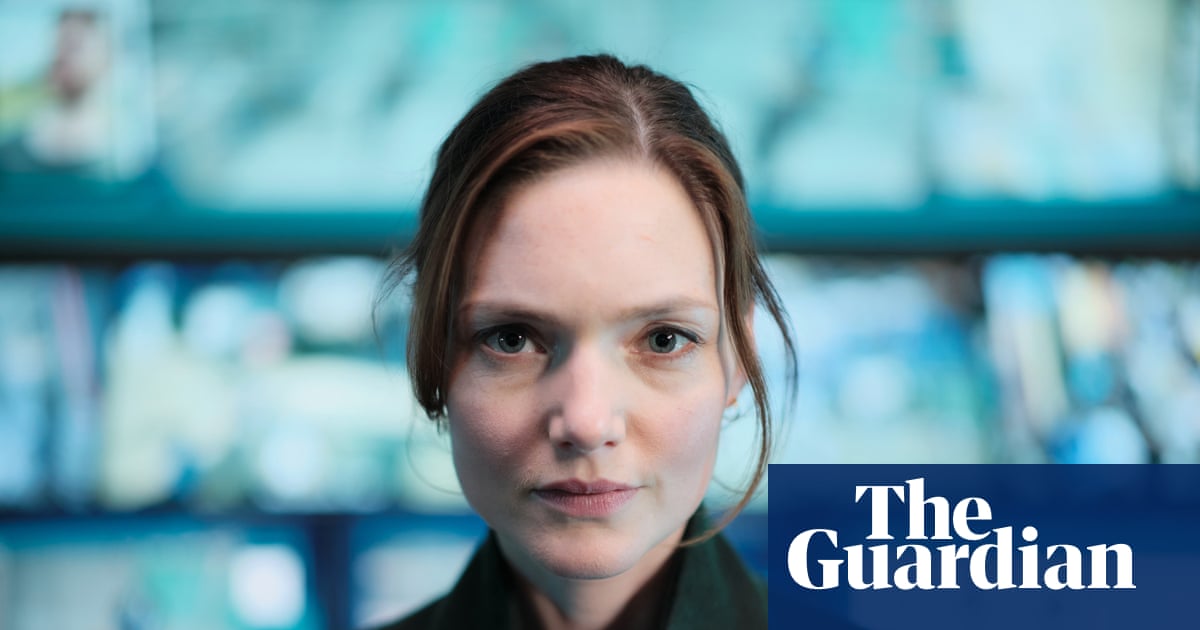 ‘I’m fully prepared for our dystopian future!’ Holliday Grainger on AI, firearms training and The Capture