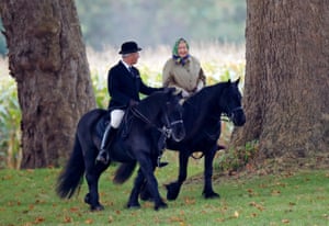 2008: The Queen rides in the grounds of Windsor Castle with her stud groom, Terry Pendry