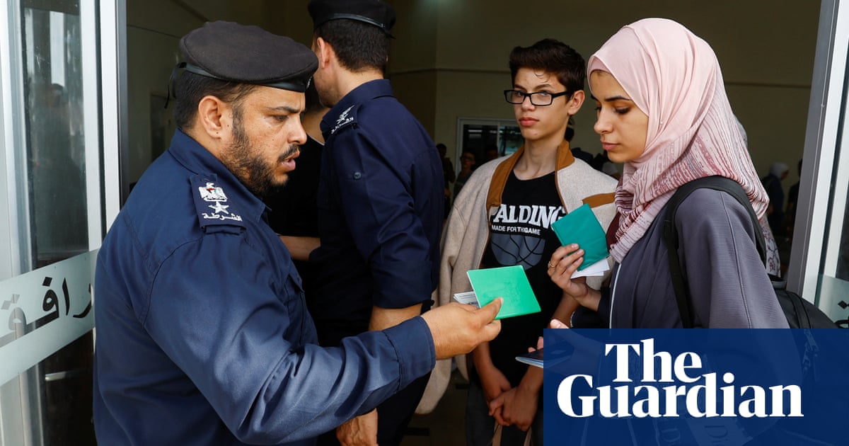 “الناس يتوسلون إلينا لإطعام أطفالهم”: لاجئو غزة في القاهرة لا يجدون سوى القليل من المساعدة | التنمية العالمية “الناس يتوسلون إلينا لإطعام أطفالهم”: لاجئو غزة في القاهرة لا يجدون سوى القليل من المساعدة | التنمية العالمية