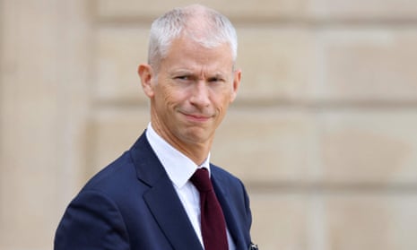 Coronavirus live: UK records 41,648 new cases and 35 Covid-linked deaths; French protest convoy reaches Brussels – as it happened 4 France’s trade minister Franck Riester had voiced support for patents.