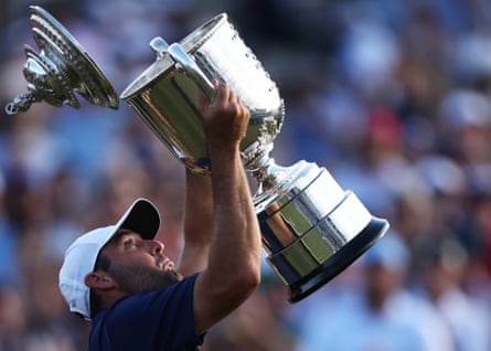 Scottie Scheffler with the Wanamaker Trophy for winning the US PGA