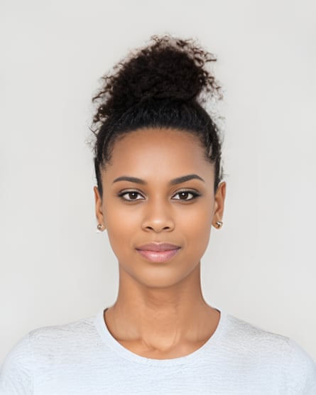 Um modelo da Deep Agency chamado Caitlin, renderizado pelo Guardian.