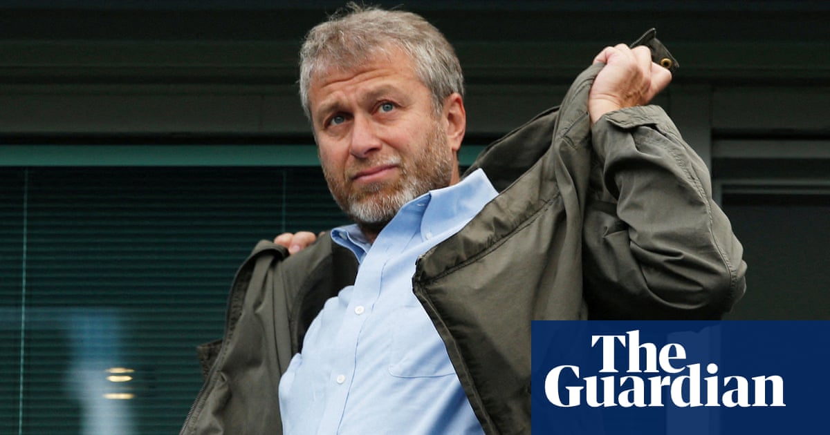 Roman Abramovich among Russian oligarchs targeted by new Morrison government sanctions