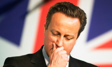 David Cameron in front of a union jack
