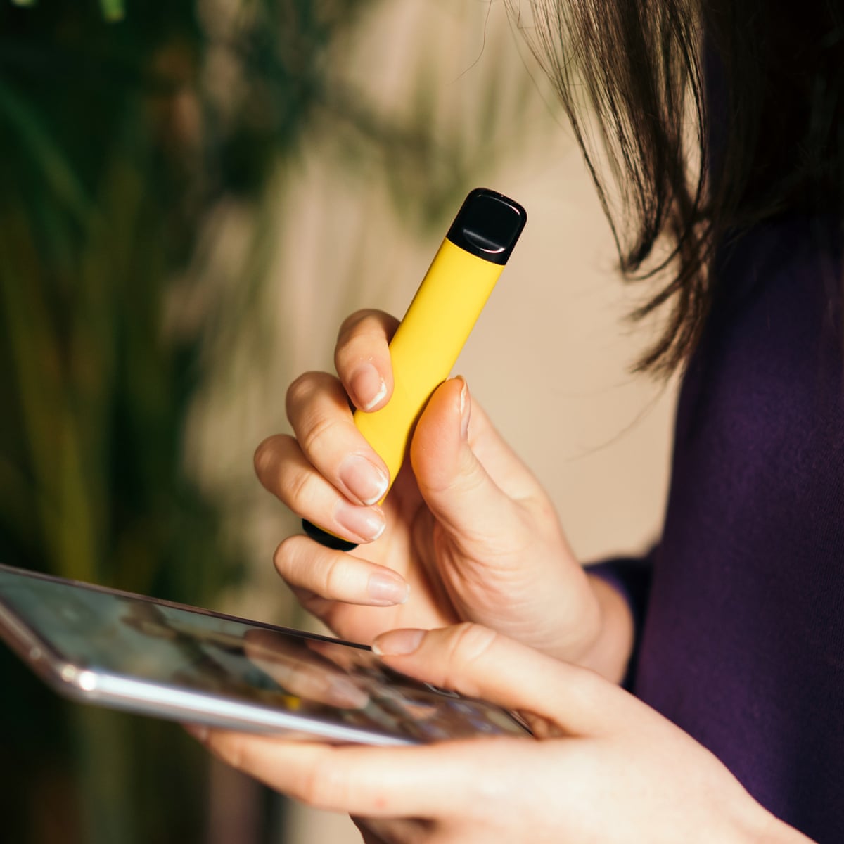 France planning to ban disposable vapes in effort to combat smoking | France | The Guardian France planning to ban disposable vapes in effort to combat smoking | France | The Guardian