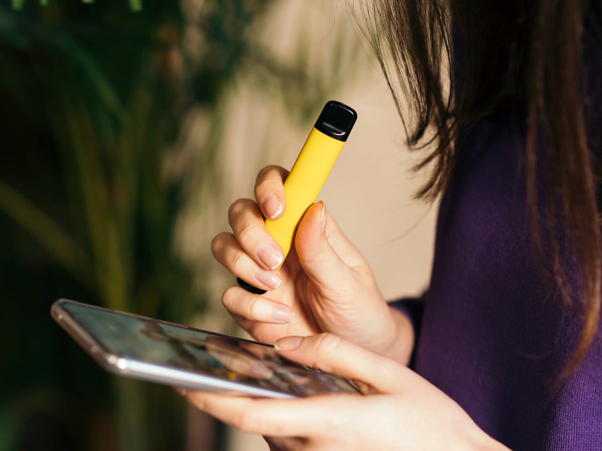 France planning to ban disposable vapes in effort to combat smoking | France | The Guardian France planning to ban disposable vapes in effort to combat smoking | France | The Guardian