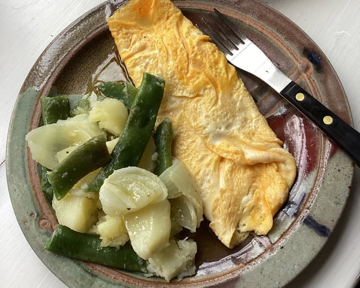 Rachel Roddy’s recipe for potatoes, onions and green beans | A kitchen in Rome