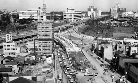 The Miyakezaka underground highway interchange in Tokyo under construction a few months before the 1964 Olympics.