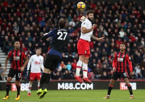 AFC Bournemouth goalkeeper Asmir Begovic (left) punches the ball clear whilst under pressure from Southampton’s Charlie Austin during the Premier League 1 v 1 draw at the Vitality Stadium, Bournemouth. Bournemouth have recorded just one win in their past 10 league meetings with Southampton (W1 D3 L6), winning 2-0 in this fixture in March 2016.