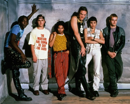 Laurence Mason, Jesse Bradford, Matthew Lillard, Angelina Jolie and Jonny Lee Miller in Hackers, 1995.