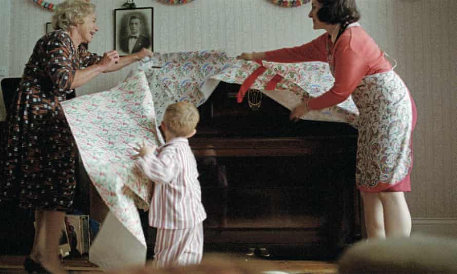 Elton John Brings Star Quality To John Lewis Christmas Advert John Lewis The Guardian Elton John Advert 2021 Christmas