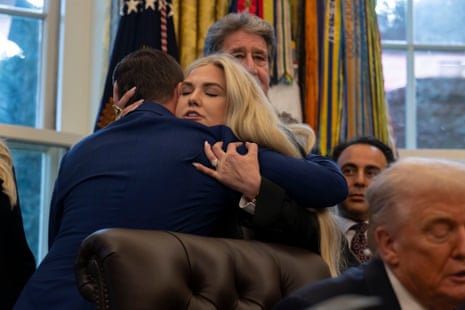 Erika Kirk hugged Sergio Gor before he was sworn-in as US ambassador to India in the Oval Office on 10 November.