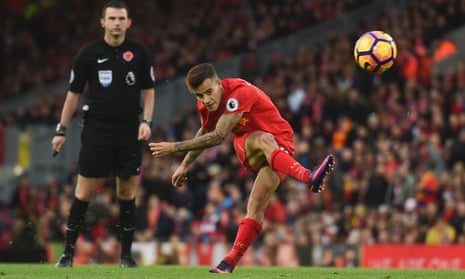 Liverpool’s Philippe Coutinho has played 996 minutes this season compared to 1,342 minutes for Arsenal’s Alexis Sánchez.