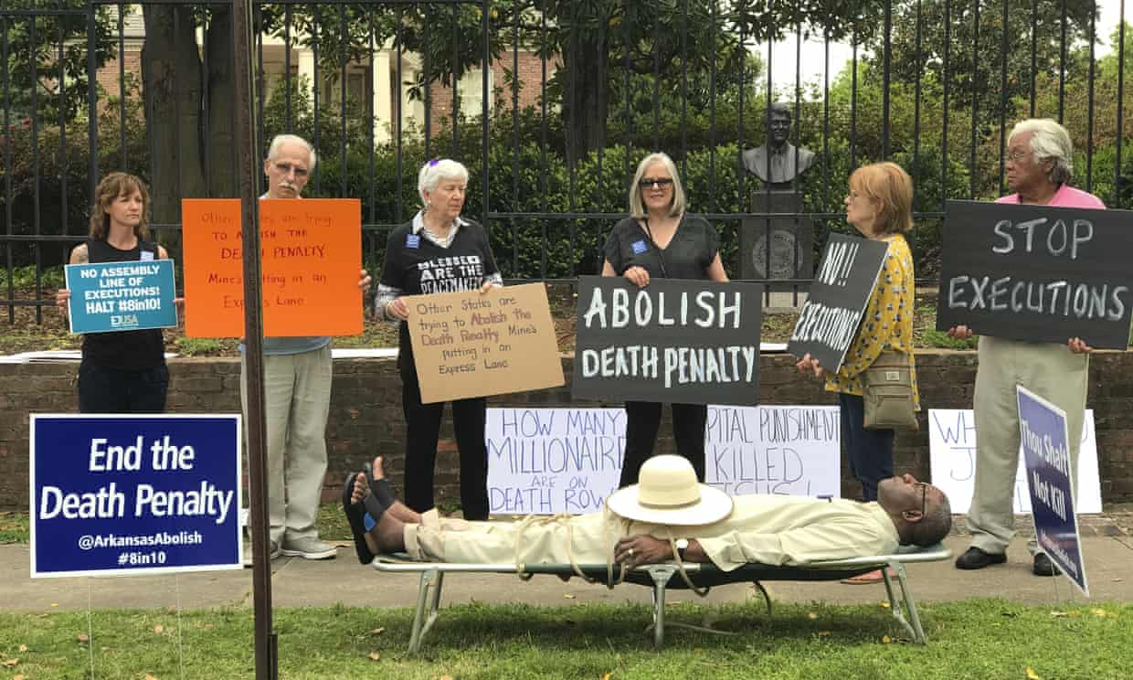 Pulaski County circuit judge Wendell Griffen taking part of an anti-death penalty demonstration outside the state governor’s mansion on Friday. 