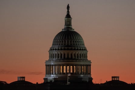 Photograph of the Capitol building in Washington DC at sunset