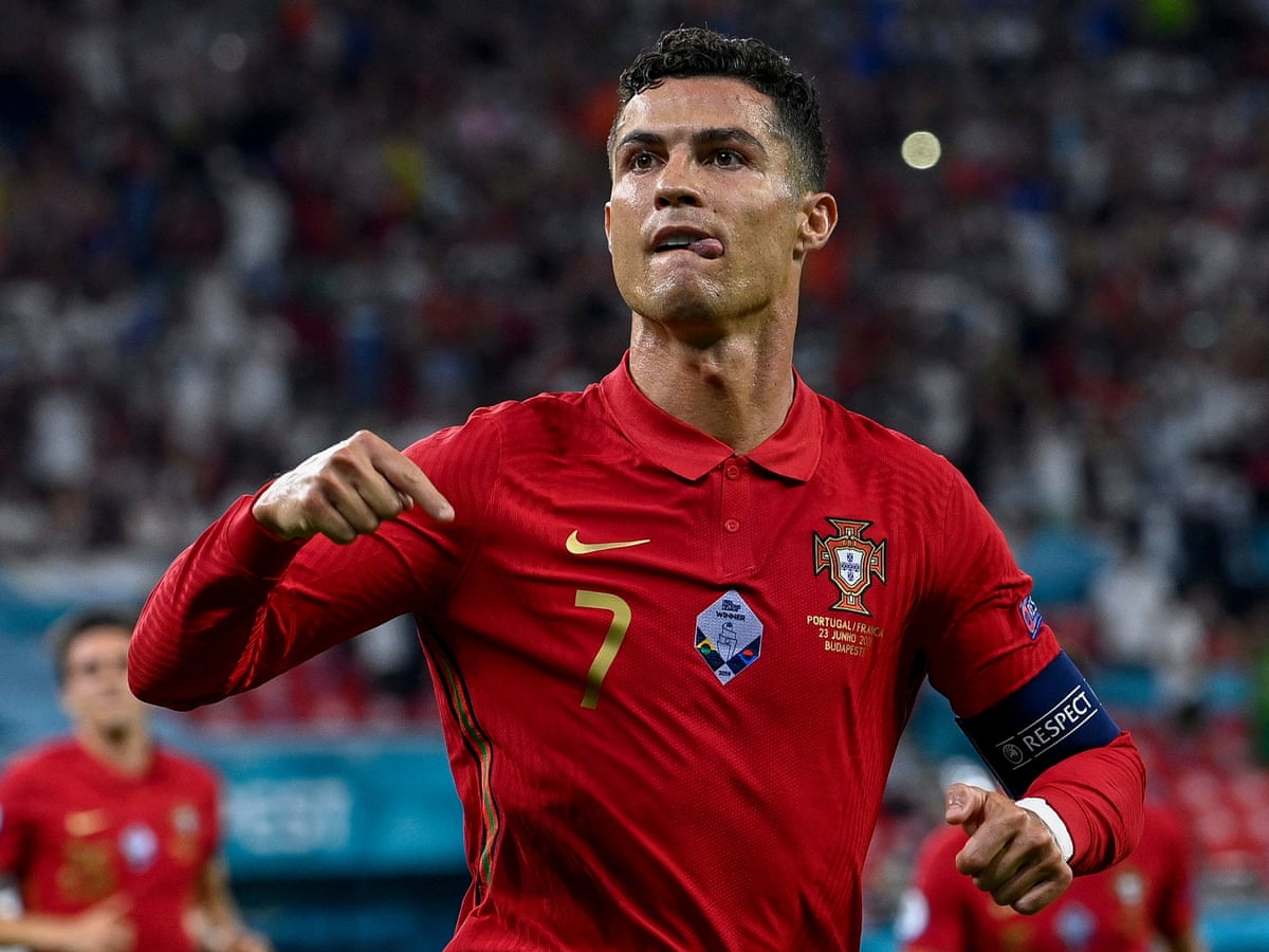 Ronaldo S Penalties Take Portugal Through After Thrilling Draw With France Euro The Guardian Ronaldo S Penalties Take Portugal Through After Thrilling Draw With France Euro The Guardian