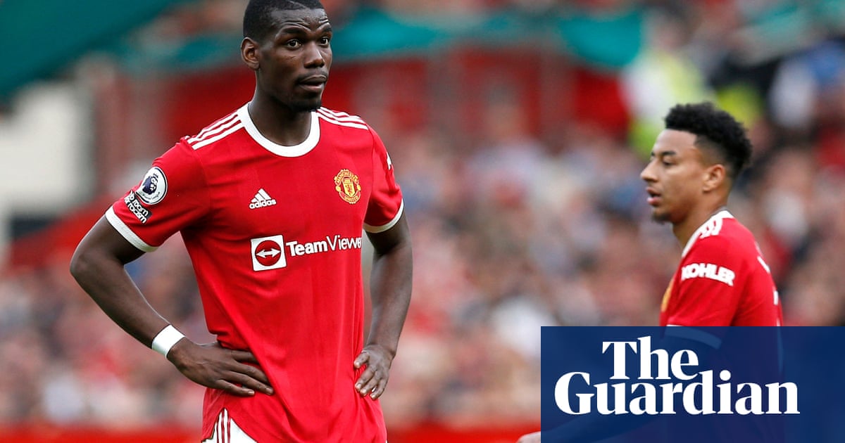 Manchester City consider signing Paul Pogba on free from Manchester United