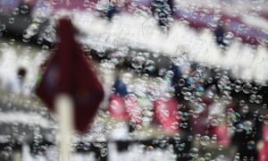 West ham v tottenham: premier lig - canlı! 4 kabarcıklar uçuyor.