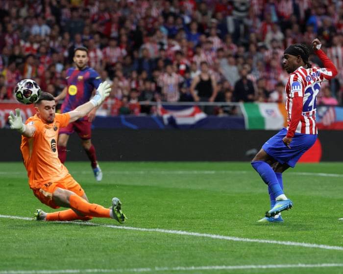 Atlético Madrid 1-2 Barcelona (agg 3-2): Champions League quarter-final, second leg – as it happened