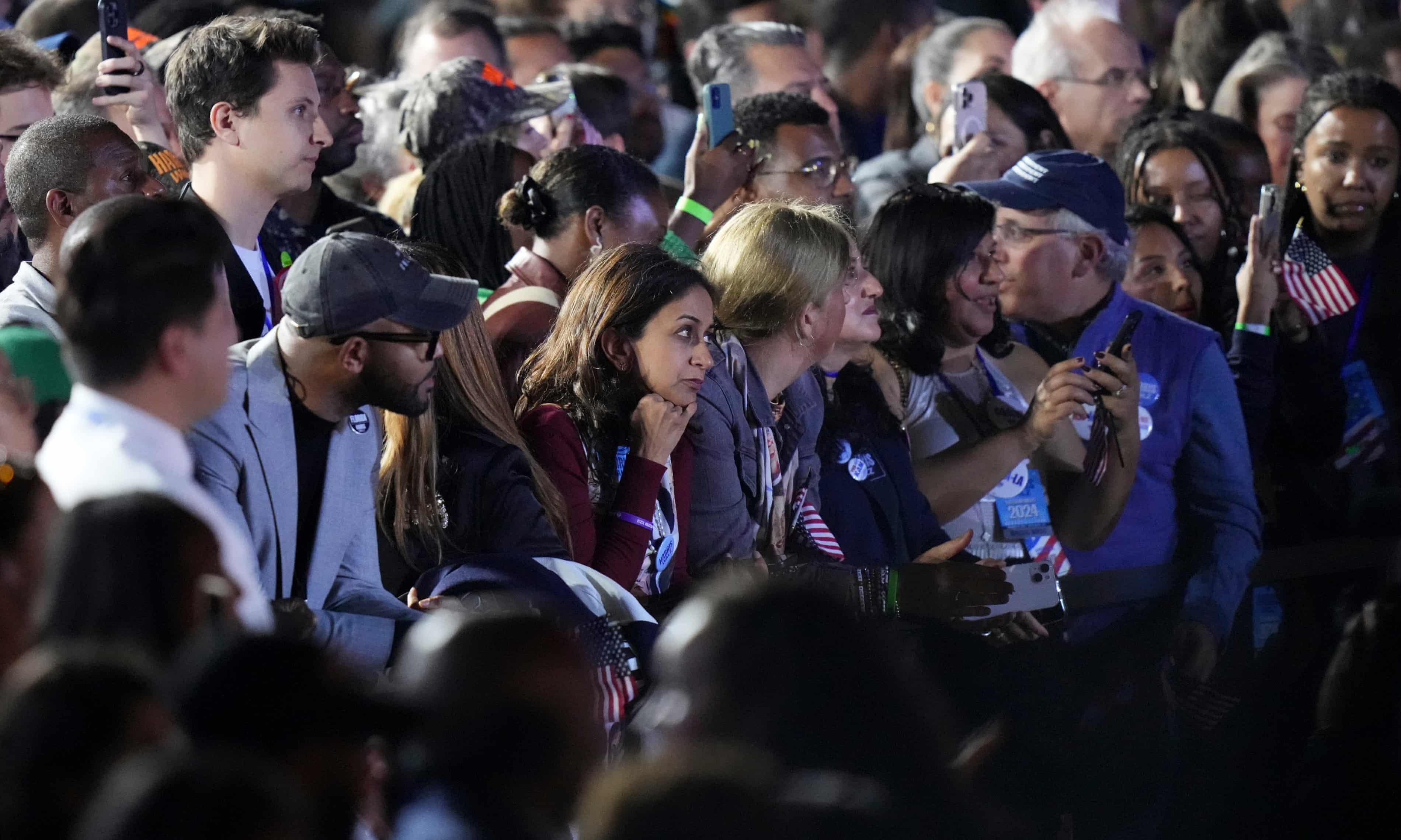 ‘People feel drained’: anti-Trump Americans face temptation to tune out (theguardian.com)