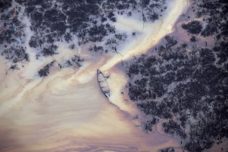  Oil on the water in Ogoniland, outside Port Harcourt, in Nigeria’s Delta region in Aug 2011. 