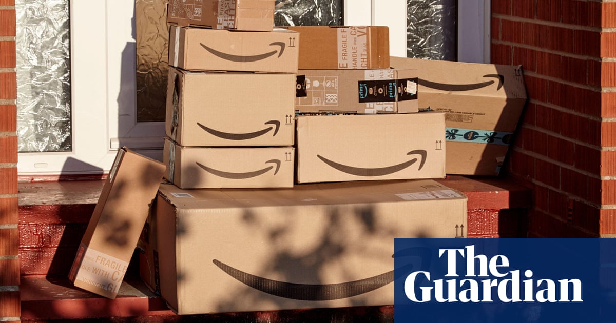 Amazon blames social media for struggle with fake reviews