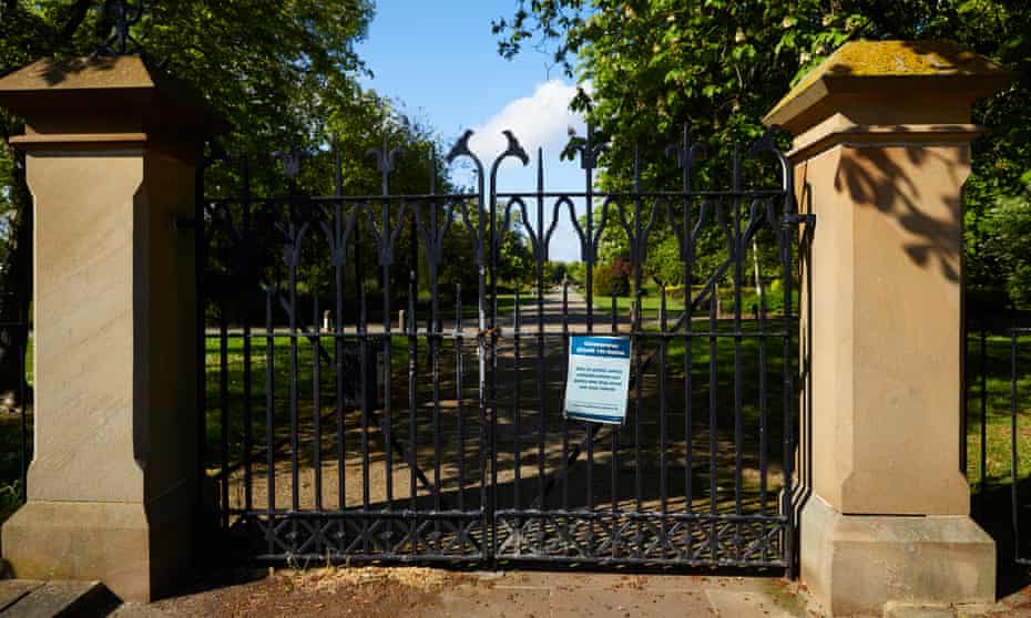 Gates to Albert Park, Middlesbrough, remaining closed. The local mayor is accused of ignoring government advice to reopen three of the town’s parks.