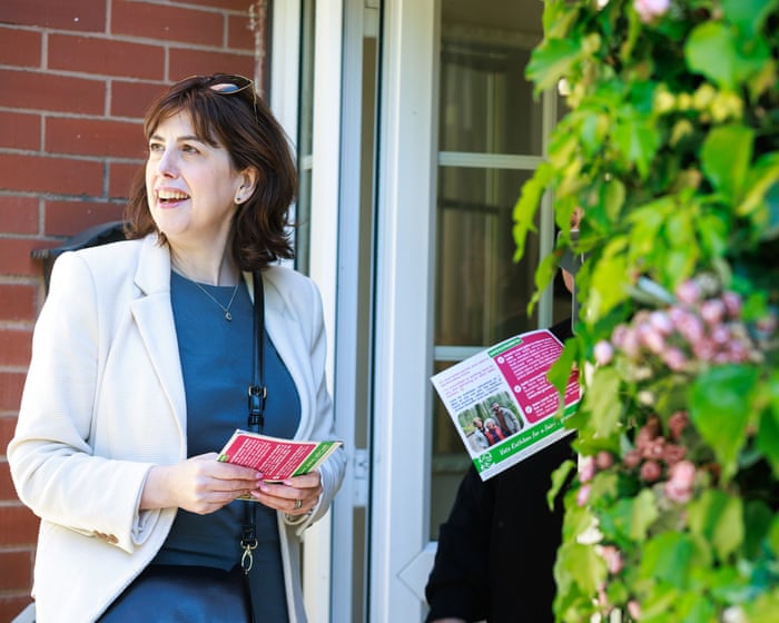 Labour deputy says Farage is a threat to democracy and calls for misinformation clampdown