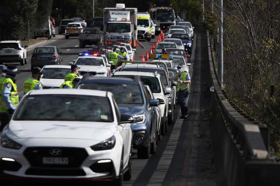 NSW police conduct roadside checks of drivers heading towards the Anzac Bridge