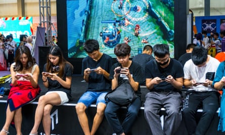 Gamers at the Shenzen Game Fair in 2017.