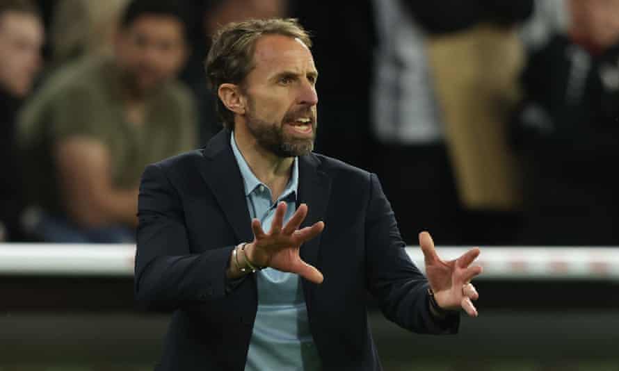 Southgate finally proves he can throw some shapes on England’s dancefloor | England 4 Southgate altered the pattern of the game against Germany with a substitution and a change in midfield.