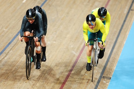 Emma Foy and pilot Jessie Hodges of Team New Zealand compete against Jessica Gallagher and pilot Jacqueline Mengler-Mohr of Team Australia